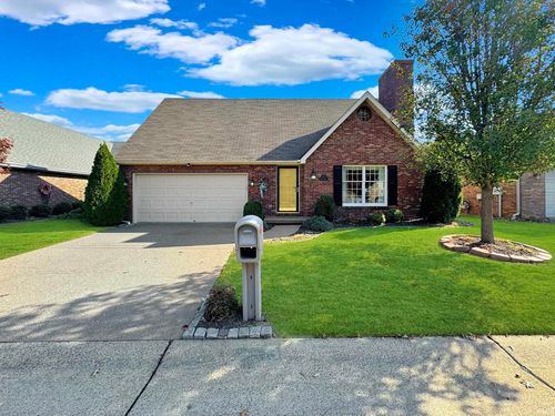 218 Shane Ct, Evansville, IN, 47715-7441 | Card Image