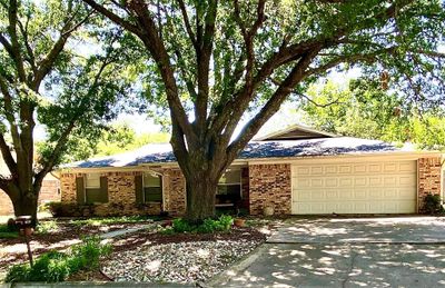 1203 Aspen Road, House other with 3 bedrooms, 2 bathrooms and null parking in Gainesville TX | Image 1