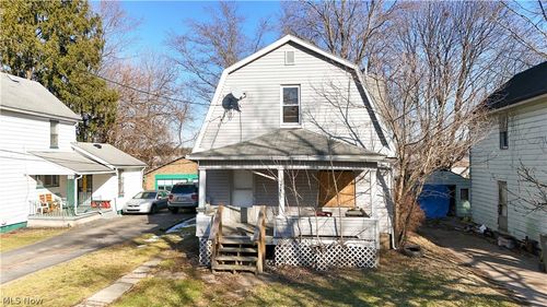 2407 Trussit Ave, Youngstown, OH, 44505-2558 | Card Image