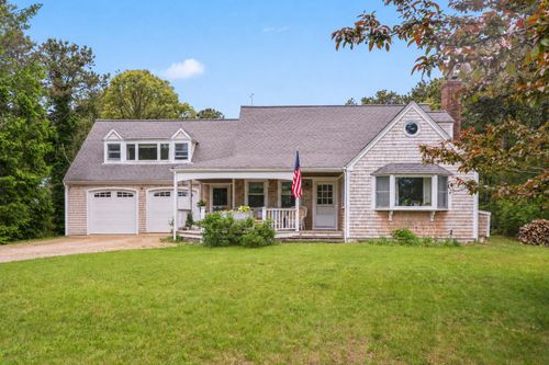 177 W Tisbury Rd, Edgartown, MA, 02539-7186 | Card Image