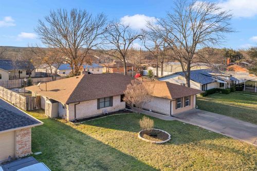 213 Corder Ln, Burnet, TX, 78611-1405 | Card Image