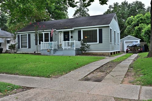 147 Pennsylvania Ave, Shreveport, LA, 71105-3317 | Card Image