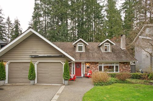 2569 Hyannis Pt, North Vancouver, BC, V7H1R9 | Card Image