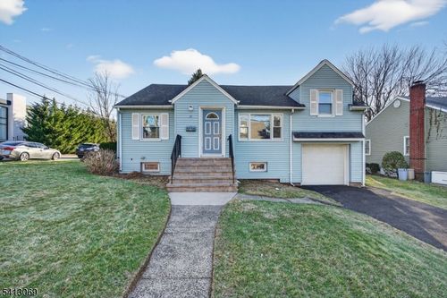 71 Allwood Pl, Clifton, NJ, 07012-1251 | Card Image