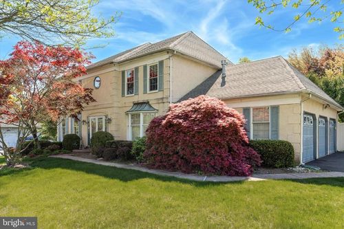 2351 Phlox Ct, Jamison, PA, 18929-1198 | Card Image