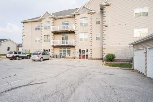 unit-101-4503 Twain Cir, Ames, IA, 50014-7903 | Card Image