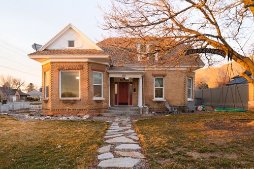 105 E 400 N, Nephi, UT, 84648-1561 | Card Image