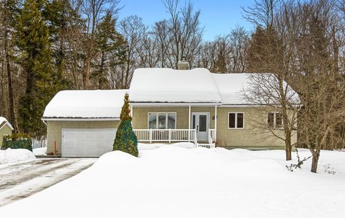 130 Rue De La Grande Allée, Saint Colomban, QC, J5K2H2 | Card Image