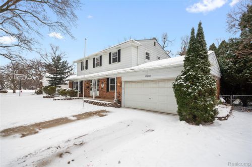 15238 Farmbrook Dr, Plymouth, MI, 48170-2769 | Card Image