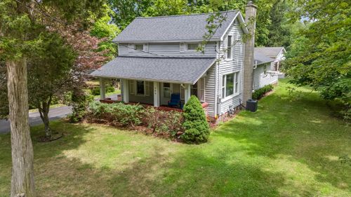 389 Hillsdale St, Hillsdale, MI, 49242-1020 | Card Image