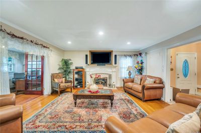 114-21 178th Street, House other with 5 bedrooms, 2 bathrooms and null parking in Addisleigh Park NY | Image 3