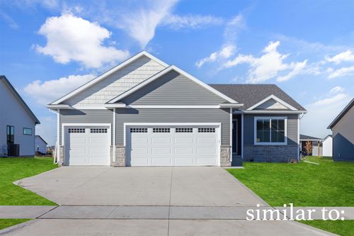 707 Ne Doe Pointe Drive, Ankeny, IA, 50021 | Card Image