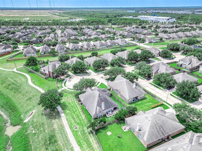 2313 Lilac Breeze Ln, House other with 4 bedrooms, 2 bathrooms and 3 parking in Pearland TX | Image 44