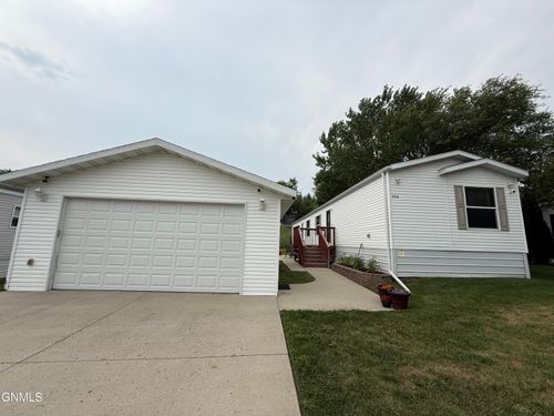 4005 N 19th St, Bismarck, ND, 58503 | Card Image