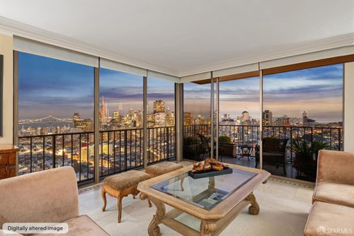 2104-999 Green St, San Francisco, CA, 94133-5401 | Card Image
