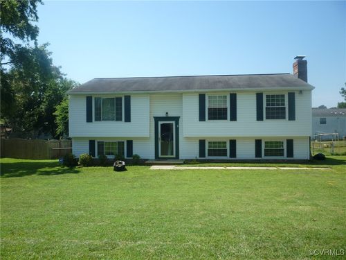 7479 Jennifer Ln, Mechanicsville, VA, 23111-1115 | Card Image