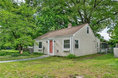 57 Park Dr Drive, East Providence, RI, 02915 | Card Image