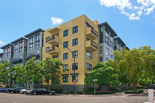 541-889 Date St, San Diego, CA, 92101 | Card Image
