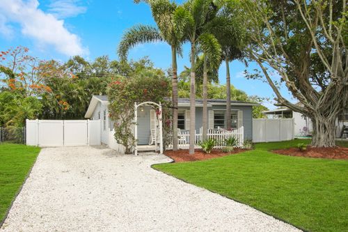 601 N Pennock Ln, Jupiter, FL, 33458-4030 | Card Image