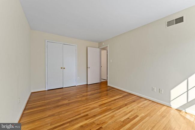 6628 Midhill Pl, Townhouse with 3 bedrooms, 3 bathrooms and null parking in FALLS CHURCH VA | Image 18