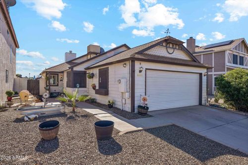 6405 W Mercer Ln, Glendale, AZ, 85304-3644 | Card Image