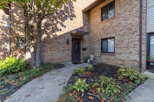 63 Stillmeadow Dr, Cincinnati, OH, 45245-2805 | Card Image