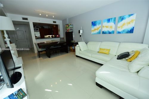 622n-7355 Sw 89th St, Miami, FL, 33156-7677 | Card Image
