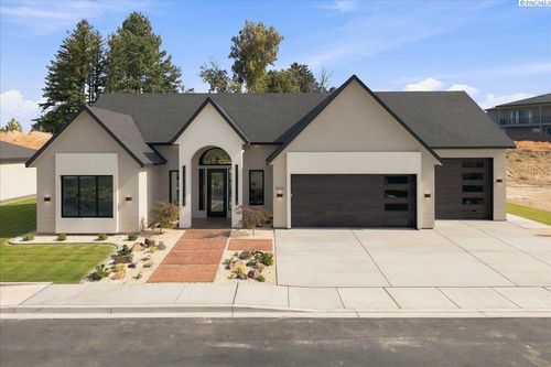 8016 W 12th Ave, Kennewick, WA, 99338-1291 | Card Image