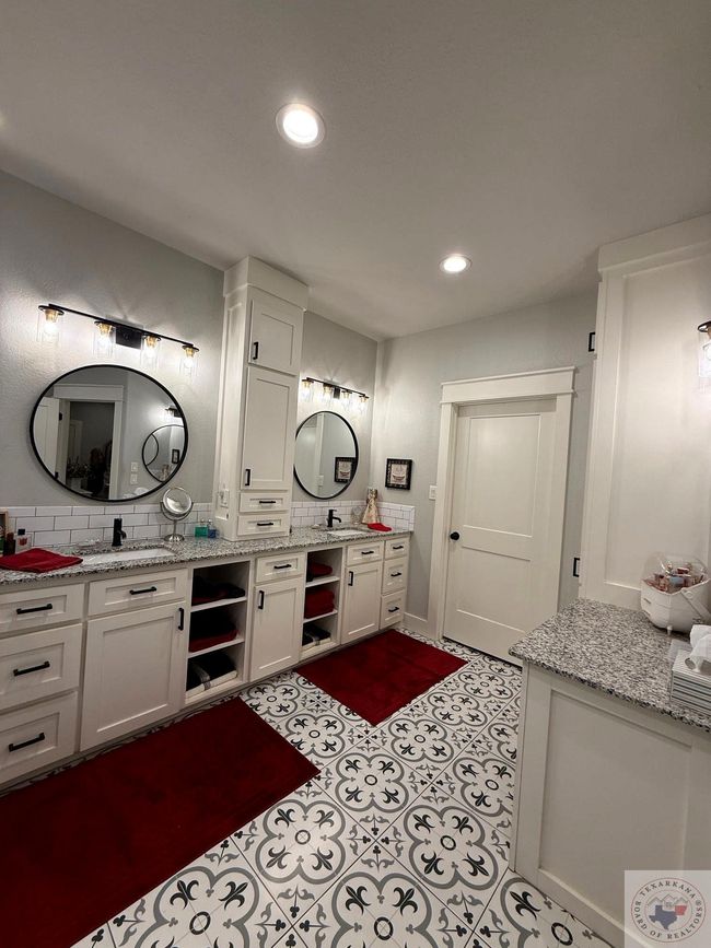 6123 Fm 1701, Home with 3 bedrooms, 3 bathrooms and null parking in Avery TX | Image 15