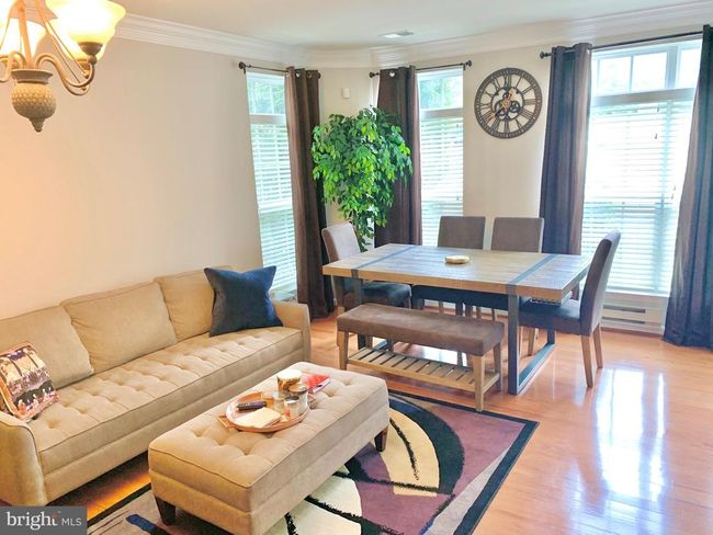 19251 Harlow Sq, Townhouse with 3 bedrooms, 3 bathrooms and null parking in Lansdowne VA | Image 6