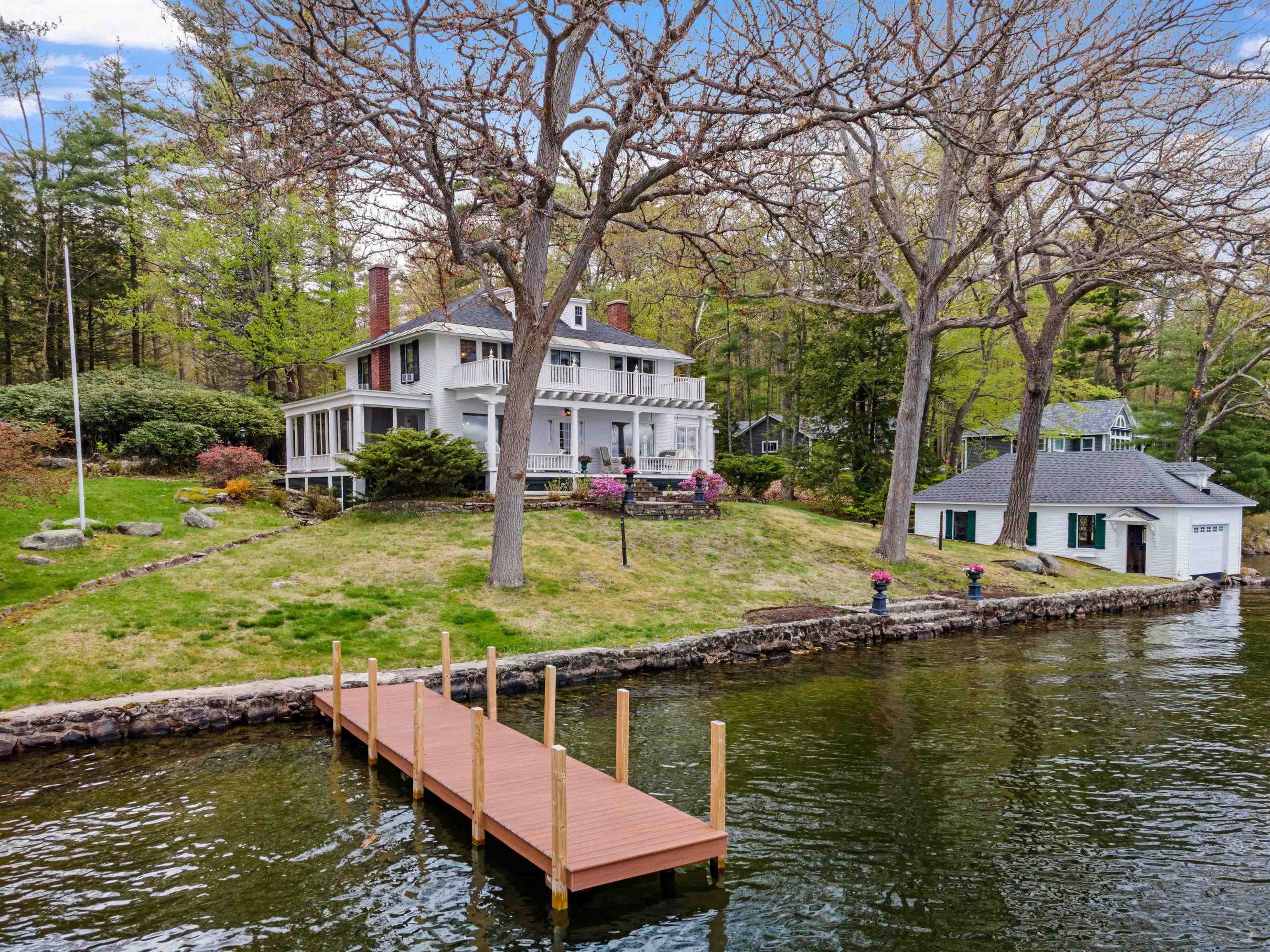 Sewall Rd, Wolfeboro, NH 03894