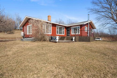 85 Chestnut St, Trenton, NS, B0K0E5 | Card Image