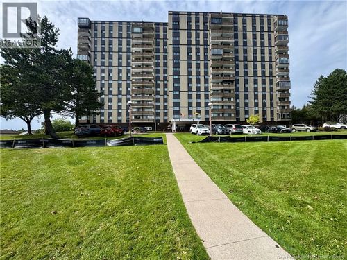 703-310 Woodward Ave, Saint John, NB, E2K2L1 | Card Image