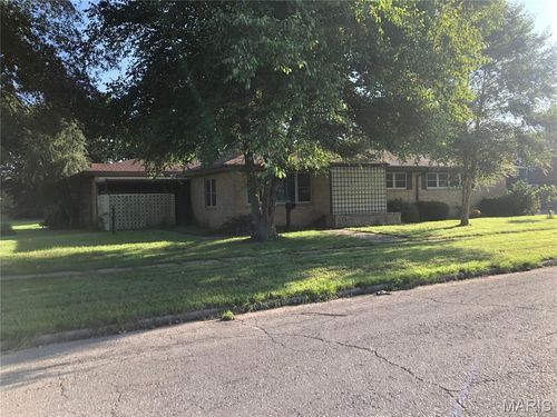 208 W Cleveland St, Malden, MO, 63863-1910 | Card Image