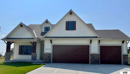 20505 Ogden St, Elkhorn, NE, 68022-4171 | Card Image