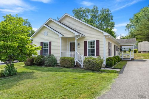 210 Walker St, Lexington, VA, 24450-2434 | Card Image