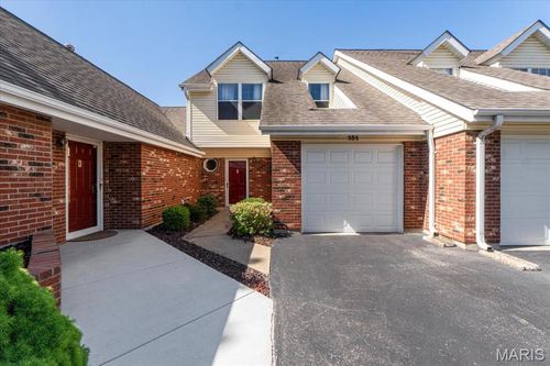 b-352 Windsor Pl, Saint Peters, MO, 63376-1584 | Card Image
