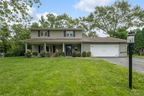 204 Saundra Ct, Beavercreek, OH, 45430-1914 | Card Image