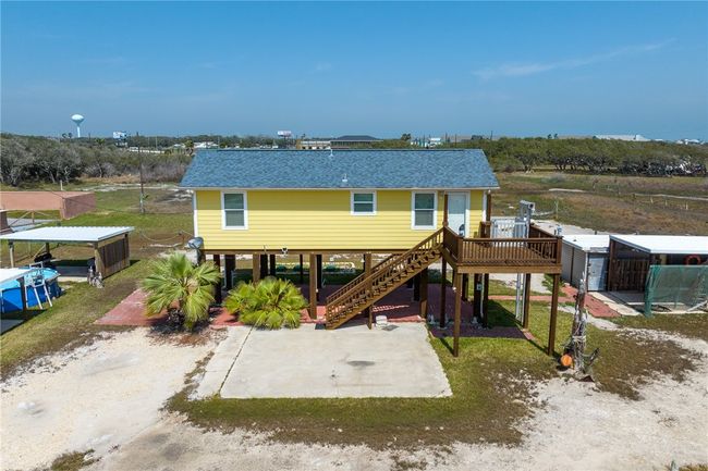 326 E 10 Th St, House other with 1 bedrooms, 2 bathrooms and null parking in Rockport TX | Image 35