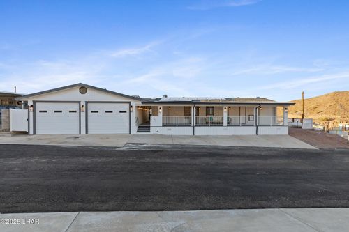 951 Swan Dr, Parker, AZ, 85344-8118 | Card Image