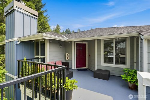 n301-3903 243rd Pl Se, Bothell, WA, 98021-6907 | Card Image