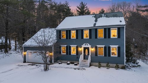 18 Lorri Rd, Derry, NH, 03038-4112 | Card Image
