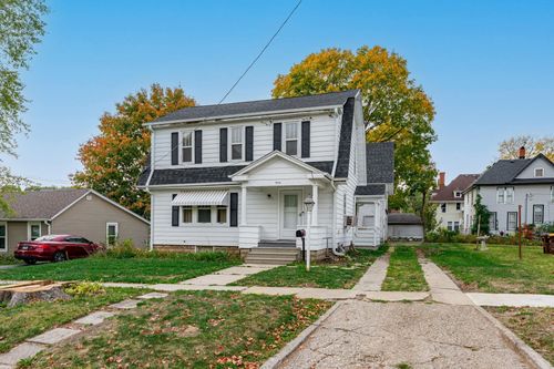 711 Garfield Ave, Belvidere, IL, 61008-4428 | Card Image
