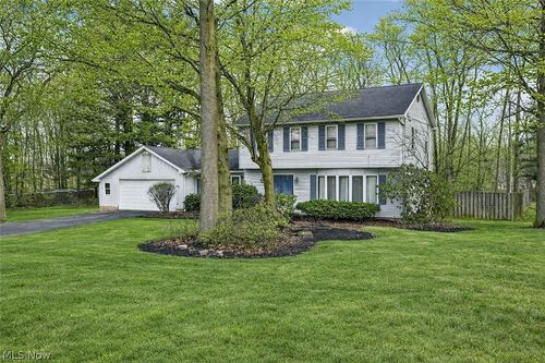 840 Carriage Hill Dr, Salem, OH, 44460-4112 | Card Image