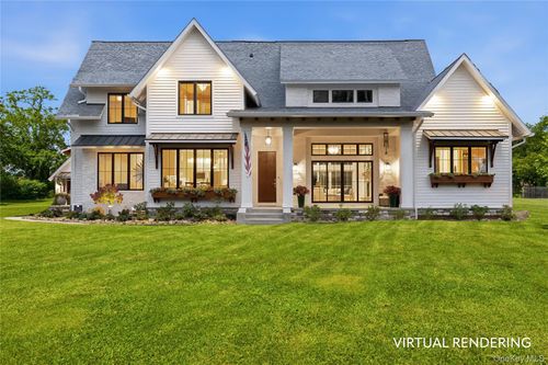 704 Hubbard Ave, Riverhead, NY, 11901-5027 | Card Image