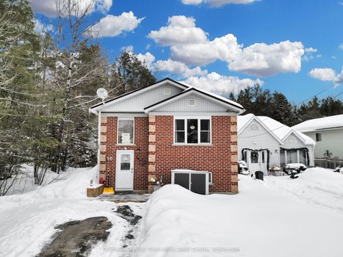 34 Sabrina Park Dr, Huntsville, ON, P1H1L8 | Card Image