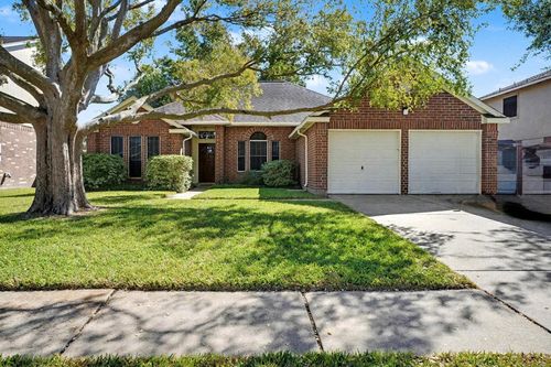 11019 31st Ave N, Texas City, TX, 77591-9113 | Card Image