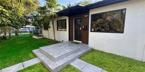 1-12800 Ne 12th Ave, North Miami, FL, 33161-4301 | Card Image