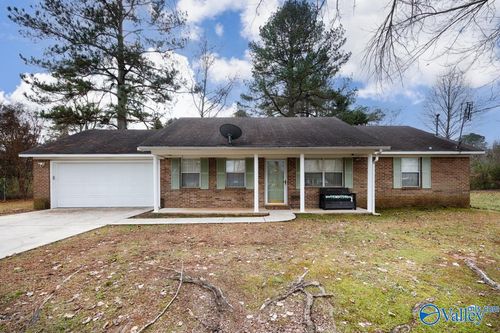 106 Pine Cone Dr, Toney, AL, 35773-7055 | Card Image
