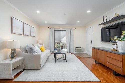 203-880 E Fremont Ave, Sunnyvale, CA, 94087-3640 | Card Image